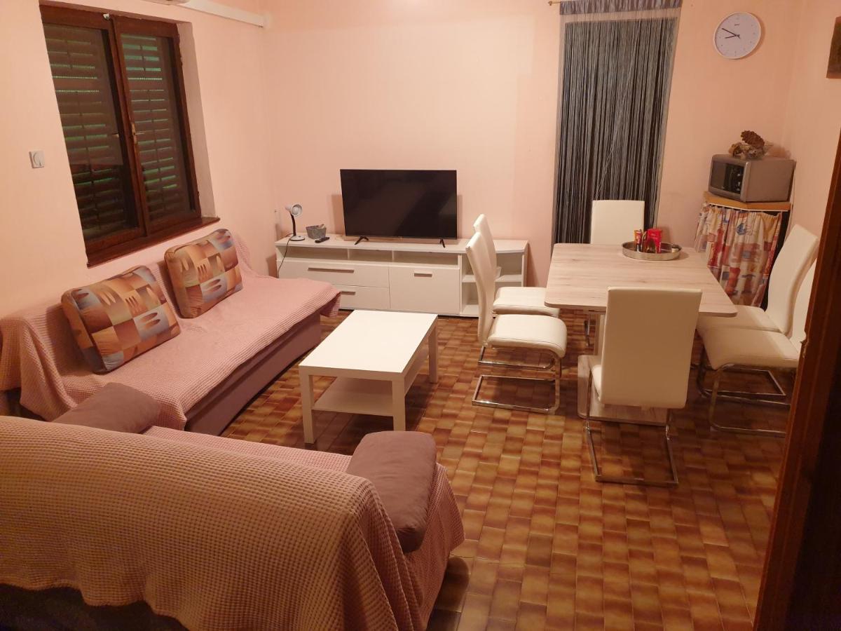 Lila Vacation House, 70 M To Beach, Two Bathrooms, Parking In Shade & Garden Sveti Petar  Luaran gambar